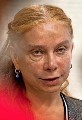 Alexandra Hildebrandt Zum. 