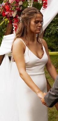 Candid young milf she's preggo again