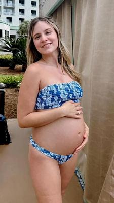 Preggo girl