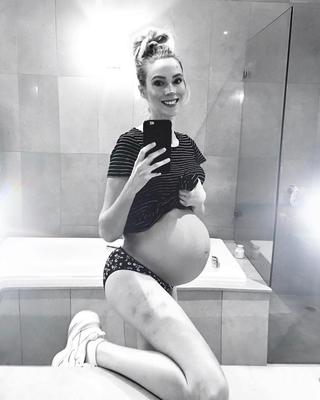Pregnant selfie