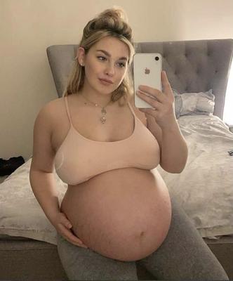 Assorted pregnant cunts 