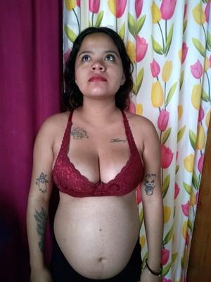 Mexicana Embarazada ( Big Boobs )