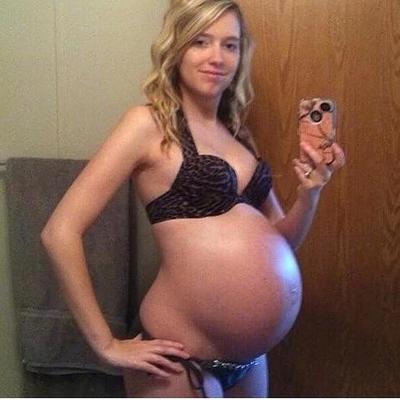 Embarazada en bikini